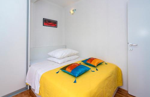 Vranjic Apartment | Eva Split sunset city view teracce