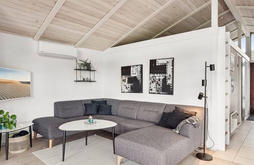Haslevgarde House | "Evald" - 400m from the sea by Interhome