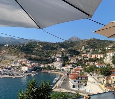 Evdilos House | Evdilos' Balcony