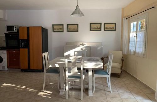 Evdilos House | Evdilos' Balcony