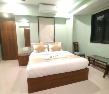 Santacruz Hotel | Everest Stays Rooms and Dormitory