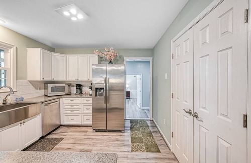 Bumpass House | Evergreen Escape at Lake Anna