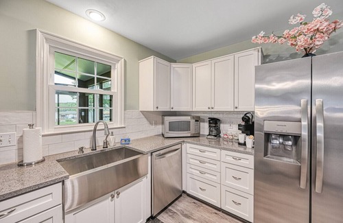 Bumpass House | Evergreen Escape at Lake Anna