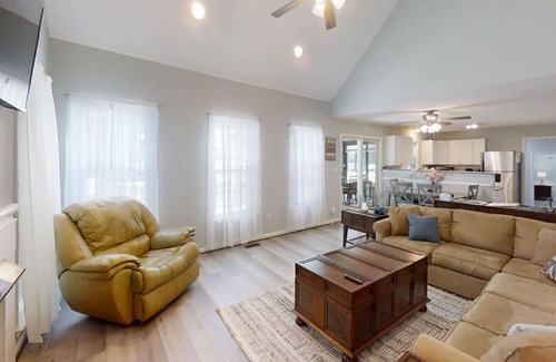 Bumpass House | Evergreen Escape- Waterfront Home, Kayaks, Updated