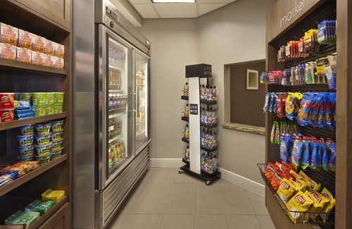 Avon Apartment | Everything You Need For The Perfect Vacation! Free Breakfast and Parking!
