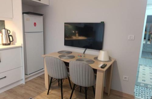 Uskudar Apartment | Evinizin Konforunu Yaşayın !