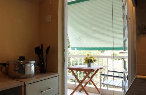 Oropos Apartment | Evoikos Bay Balcony