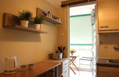 Oropos Apartment | Evoikos Bay Balcony