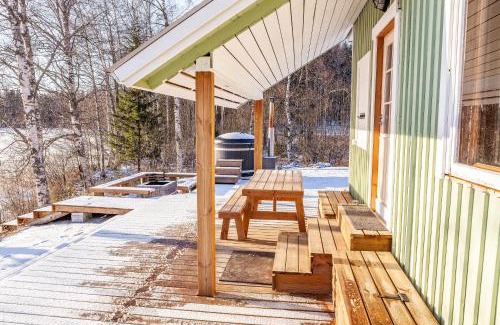 Hameenlinna Ski Chalet | Evon Luonto, Aulangon Rantapiilo