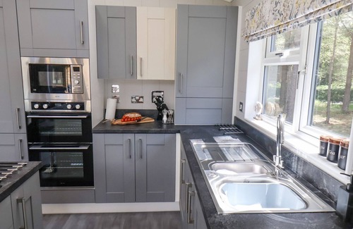 Egton Cottage | EWE CRAG BECK LODGE, family friendly, with a garden in Whitby