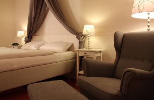 Insul Hotel | Ewerts