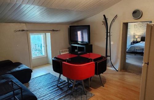 Anglade Apartment | ex domaine Chandelier appartement