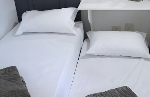 Maringa Apartment | Excelente Apartamento com Ar Condicionado- Zona 07