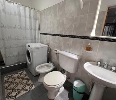 Junin Apartment | Excelente Ubicación con Patio y Parrilla Departamento Luminoso y con Desayuno