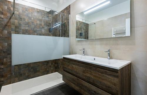 Frontignan Apartment | exceptional apartment with private parking