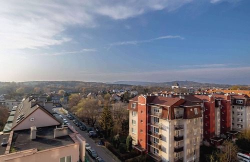 Zakrzowek Apartment | Exceptional Apartment with Balcony by Noclegi Renters