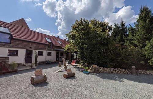 Rauhenebrach House | Exceptional barn loft with open roof truss