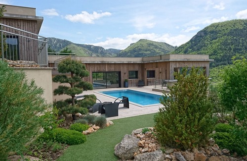 Mostuejouls House | Exceptional contemporary villa in the "Gorges du Tarn"