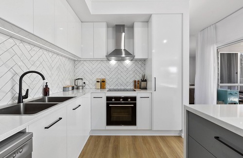 Seymour House | Exceptional Holiday Space & Style!
