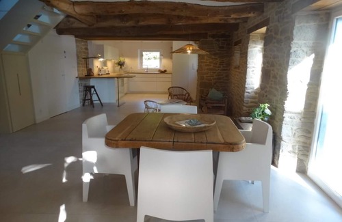 Arradon House | Exceptional house with view and direct access to the sea, nestled in a quiet wooded park