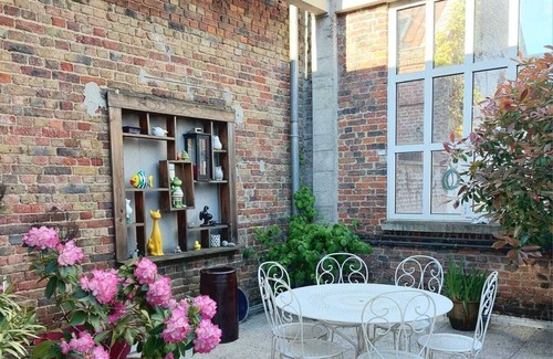 Saint-Leu Apartment | Exceptional loft with terraces and parking space in the heart of town