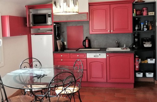 Roquevaire Villa | EXCEPTIONAL SITE QUIET, SWIMMING POOL, CLIM, GREEN, PETS OK, between AIX and CASSIS