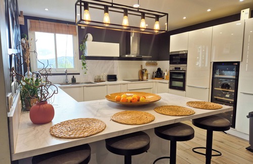 Berre-des-Alpes House | Exceptional villa with swimming pool, large garden and children's play area