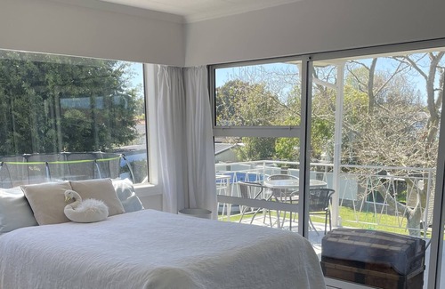 Motueka House | Exceptionally Huge Family Home