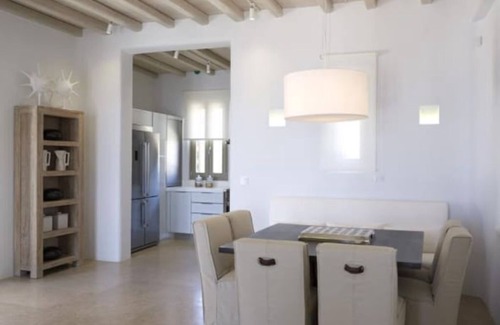 Platis Gialos Villa | Exceptionally Unique Villa with Superb Amenities