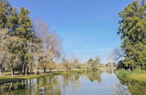 San Nicolas Villa | Exclusiva Casa en Country Club de Pilar con piscina climatizada 1500m2