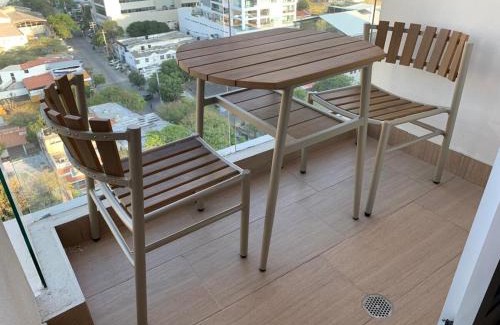 Comuna 2 Apartment | Exclusive Apartasuite El Encanto