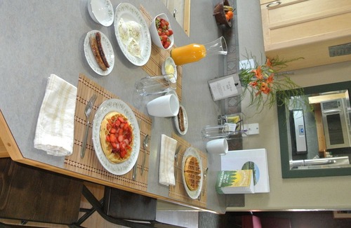 Twisp Bed & Breakfast | Exclusive B&B with private entry to your fully furnished suite