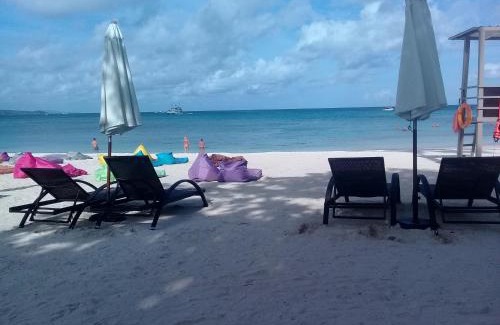 Yapak Apartment | Exclusive Beach and Pools Oceanway Residences