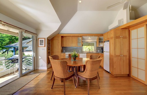 Kihei Cottage | Exclusive Beachfront Cottage, Private, Ocean Views, AC, WiFi, Whale Watching!