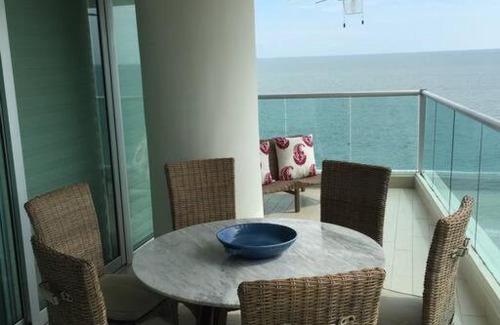 Nueva Gorgona Apartment | Exclusive Beachfront apartment 1Hour from Pma City