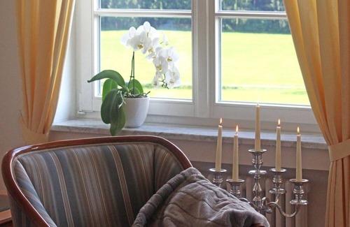 Unterallgau Apartment | Exclusive country house with holiday apartments with dream garden and idyllic tranquility
