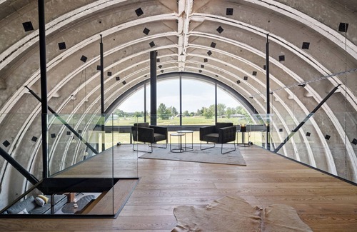 Muritz House | Exclusive detached luxury villa Shelterloft Airpark with large garden in Lärz