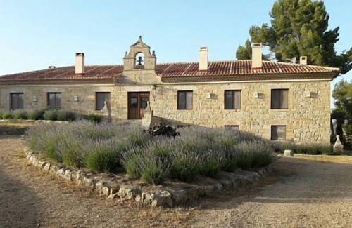 Baltanas Cottage | Exclusive Finca in Castilla (Main House)