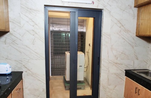 Dhaka Apartment | Exclusive Fully-furnished Apartment Rent @ Gulshan-1, Lakeside