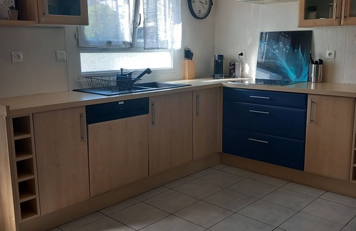 Lievin House | EXCLUSIVE House 100 m2 private parking/garden/6-8 persons