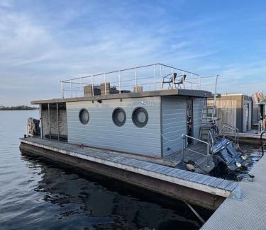 Maasbommel Boat Rental | Exclusive Houseboat La Mare 12 x 5 m in Maasbommel