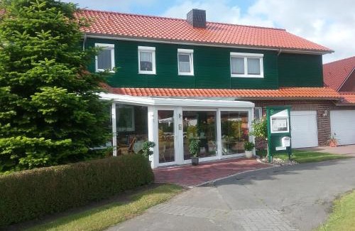 Utarp Apartment | Exclusive Rollstuhlgerechte Wohnung " Ebbe " barreirefrei 3 Erw Klenkind in Ostfriesland