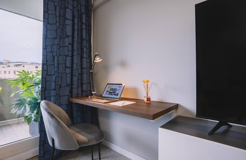 Trieste City Centre Apartment | Exclusive Suite with Terrace/Ultra Wi-fi/Free Parking