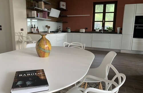 Monforte d'Alba Villa | Exclusive Villa with pool and penthouse in Barolo wine area