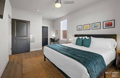 Rogers Apartment | Exec King Suites Pool, Gym, Walmart Hq,gym