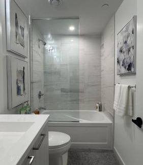 Vaughan Apartment | Executive 1 Bedroom Vaughan Metropolitan Condo