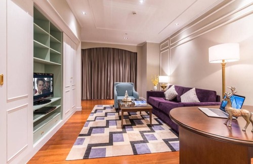 Downtown Shanghai Apartment | Executive 1BR close to People's Square Metro Shanghai