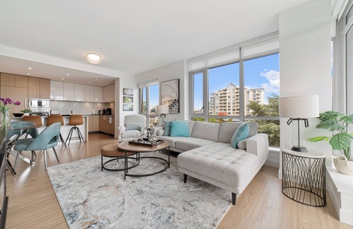 Downtown Victoria Apartment | Executive Haven: Luxe Condo in Downtown Oasis