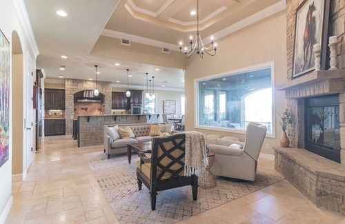 Spicewood House | Executive home with hill country views in gated golf community with amenities