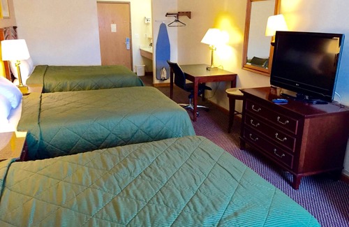 Waukegan Hotel | Executive Inn and Suites